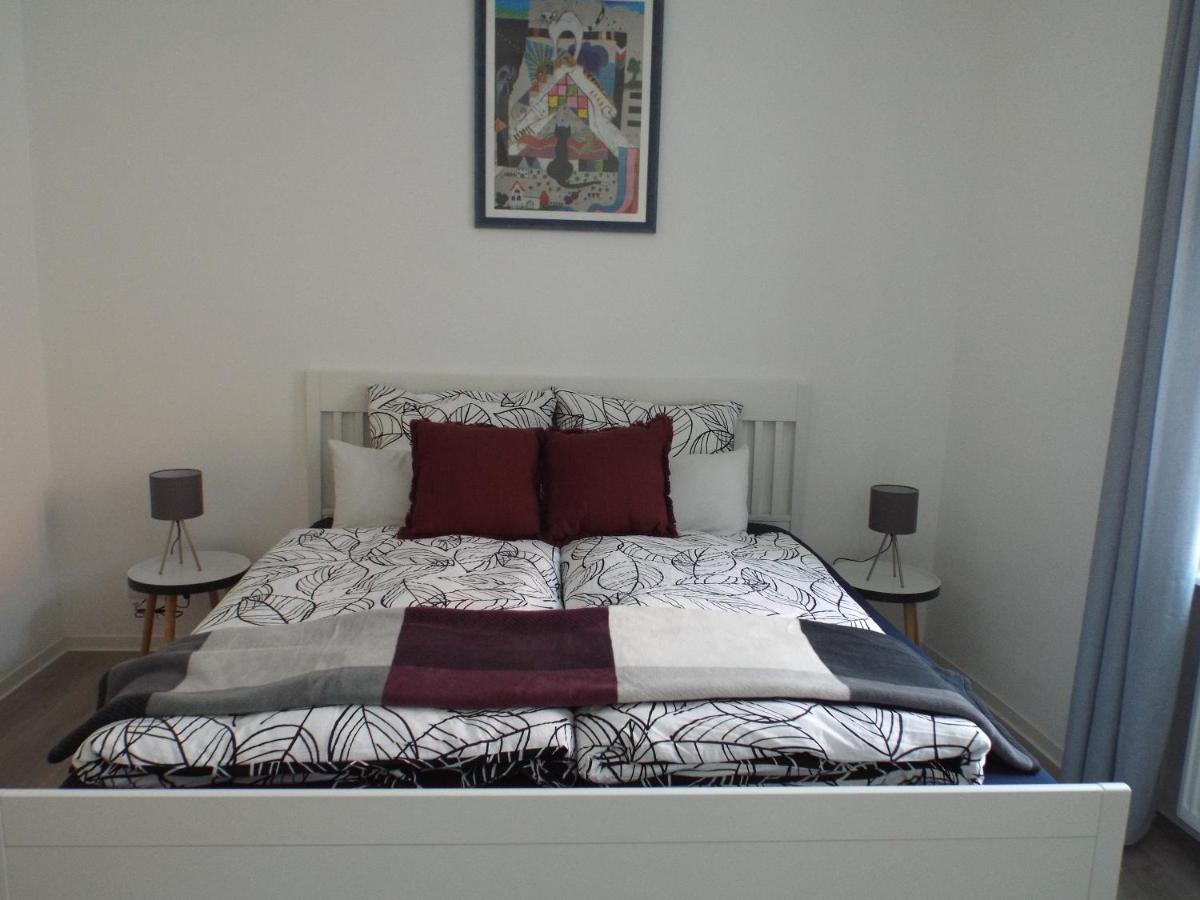 Ferienwohnung Mittendrin Нойштадт-ан-дер-Вайнштрасе Экстерьер фото